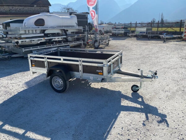 BBBBBBBBBB.jpg Rimorchio Martz Holz 230 x 126 cm 500/750 KG PTAC + portascale e balestre
