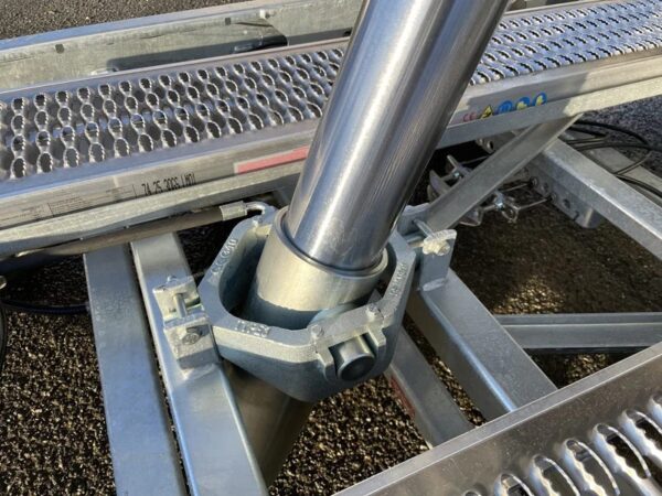 Rimorchio ribaltabile trilaterale Saris K3 406 x 204, 3500 kg, triplo asse, con freni, balestre