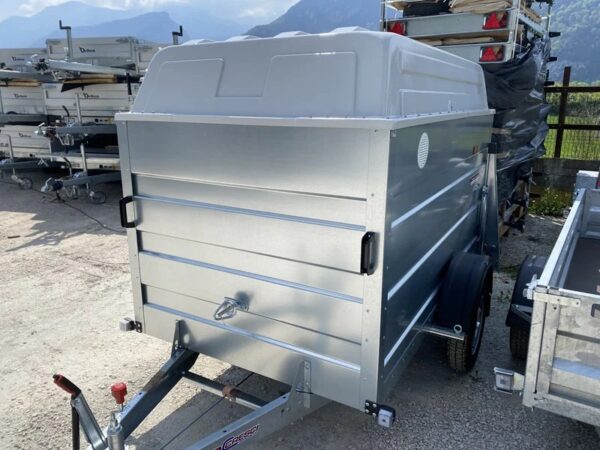C_d8b46ba6-d078-4da6-8d28-390c1237e78a.jpg Rimorchio Cresci Van PT6F con freni – capacità 750 kg