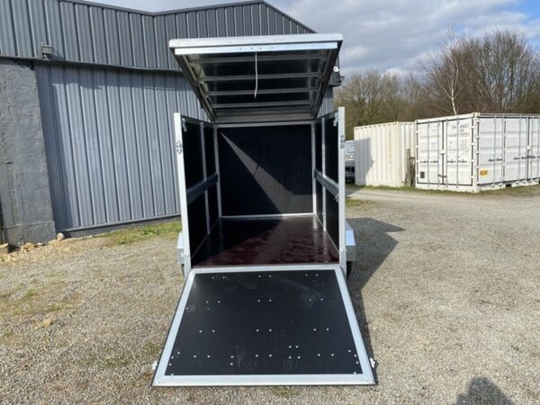 DDD.jpg Rimorchio furgone JALON JCC750 con una capacità di peso lordo del veicolo di 750 kg