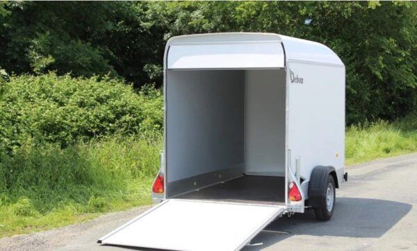 Debon Roadster 300 Van