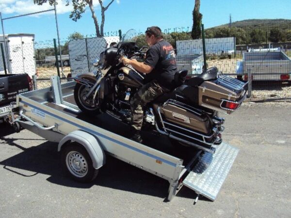 Piattaforma inclinabile: 2,60 m x 1,53 m / 750 kg BRENDERUP