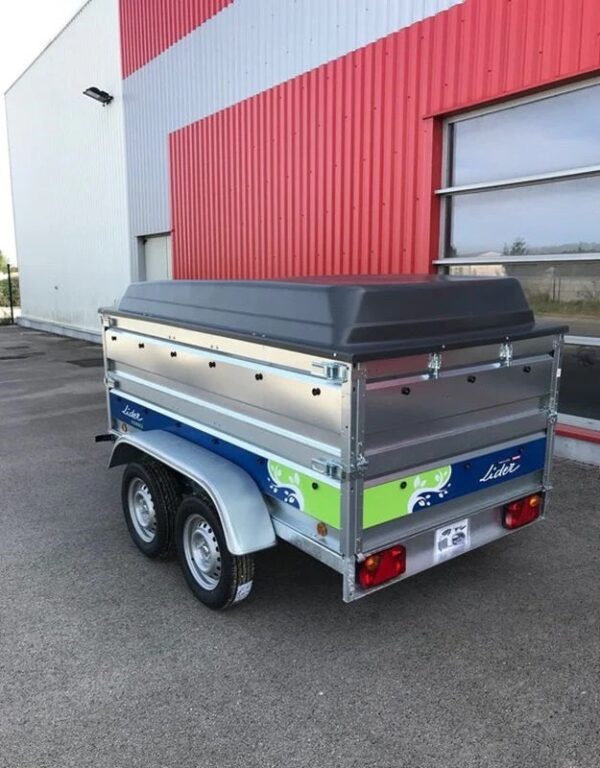 L_0da91063-a802-4e7d-bcdf-45def00583c6.jpg Rimorchio Lider Florence da 750 kg con tettuccio e doppi lati