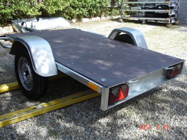 Nuovo rimorchio per bagagli Boro Niewiadow BO717, peso lordo 750 kg