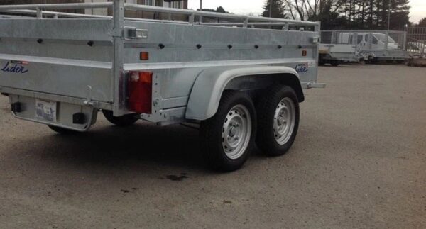 Rimorchio ribaltabile per carichi pesanti Lider, PTAC da 1500 kg, nuovi doppi assi con freni