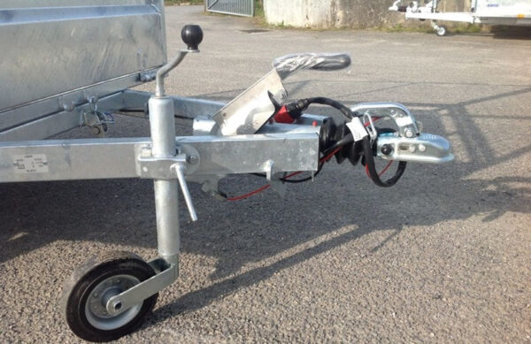 Rimorchio Lider per carichi pesanti con 4 freni – peso lordo del veicolo 750 kg – 200 x 134 cm – 1 asse