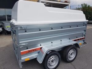 jjj_2f26a539-41db-4b97-8f7c-c1036f167bf4.jpg Rimorchio portabagagli Boro a 2 assi da 750 kg: guida senza patente elettronica